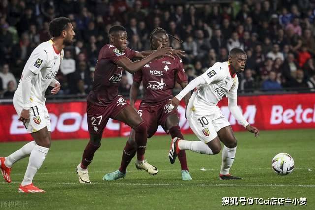 胡明轩16分周琦13+12 广东大胜辽宁总比分2-1